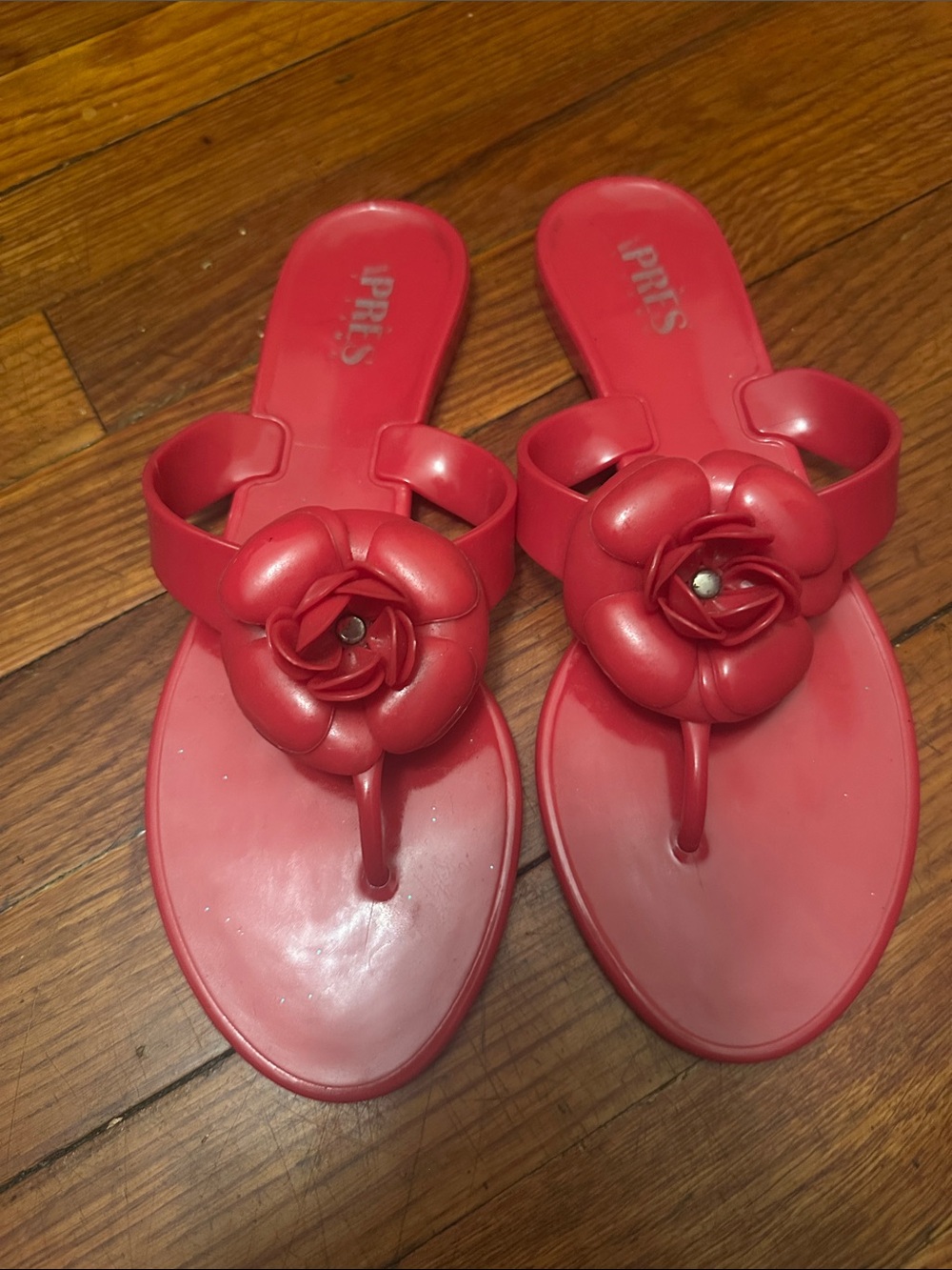 Apres Red Floral Jelly Thong Sandals - Women's